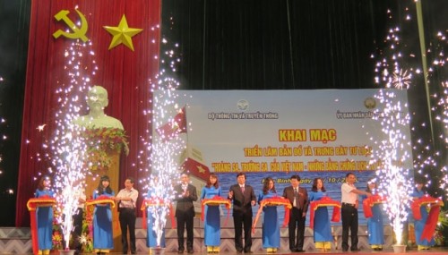 Hoa Binh: Exposition sur les archipels de Hoang Sa et de Truong Sa  - ảnh 1